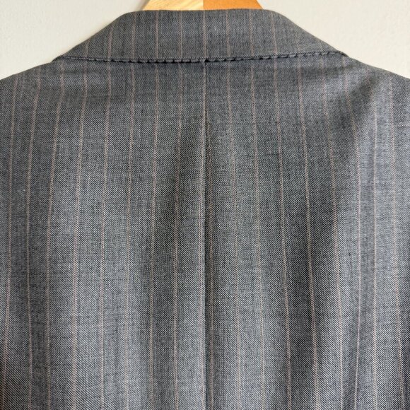 Hart Schaffner Marx Pinstripe Wool 2 Piece Suit Men's 46L Gray Gold Trumpeter - Picture 10 of 16